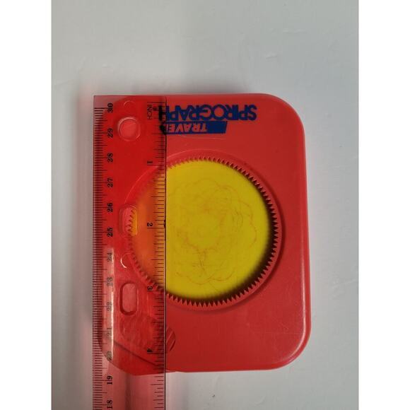 Vintage Kenner Travel Spirograph with Six Stencils - Picture 5 of 6